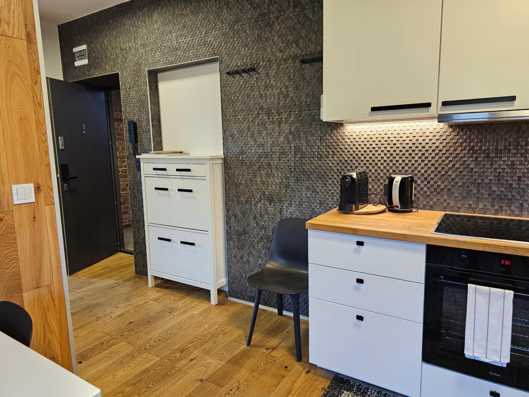 Urban Apartments Premium No 3, Free Private Parking, Self Check-In คอร์ซุฟ ภายนอก รูปภาพ